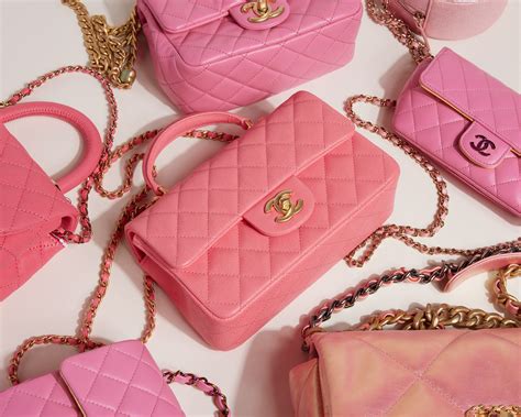 chanel boekenkaft|chanel pink ref bag.